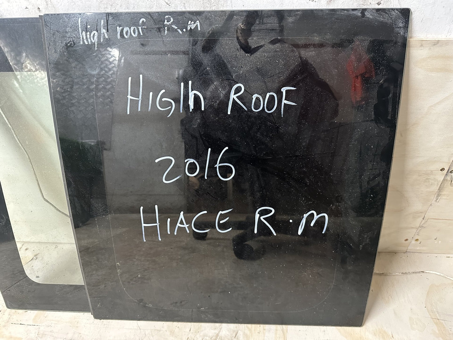 2004-2019 Toyota Hiace H200- Right Rear Cargo Glass PN: M2H3 HIGH ROOF