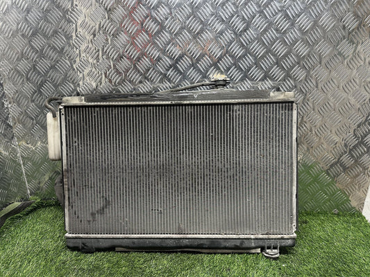 2001-2007 Toyota Voxy R60- Radiator PN: R60 2.0L