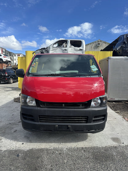 2004 Toyota Hiace 2KD-1211763 WRECKING FOR PARTS ONLY