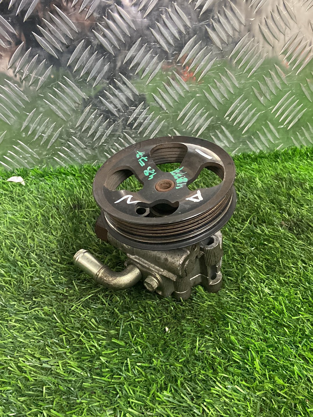 Toyota RAV4 Steering Pump 1AZ-FE