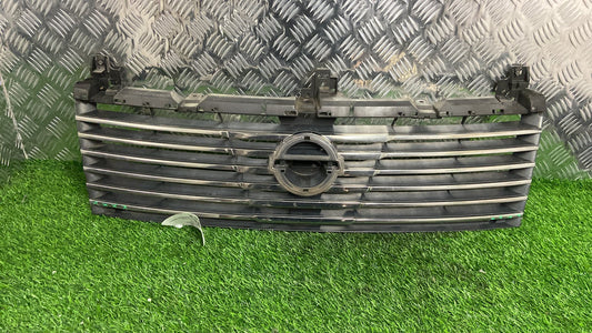 2002-2010 Nissan Elgrand E51- Grille PN: 62312-WL000