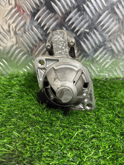 Mazda Verisa Starter Motor M000T91381