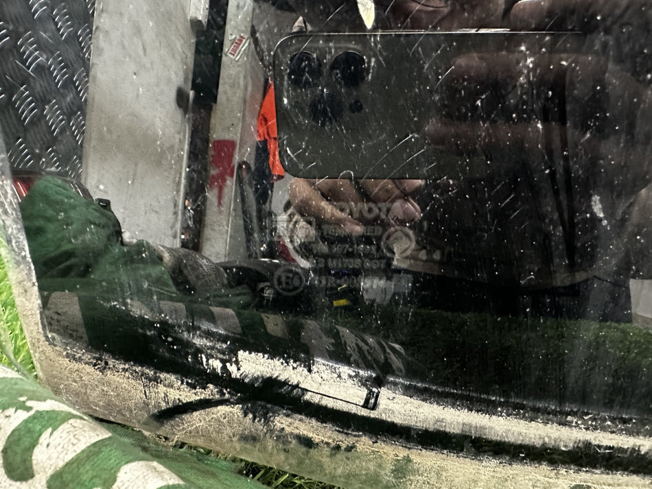 2015 Toyota Hilux AN120 - Right Rear Door Glass PN: M173S