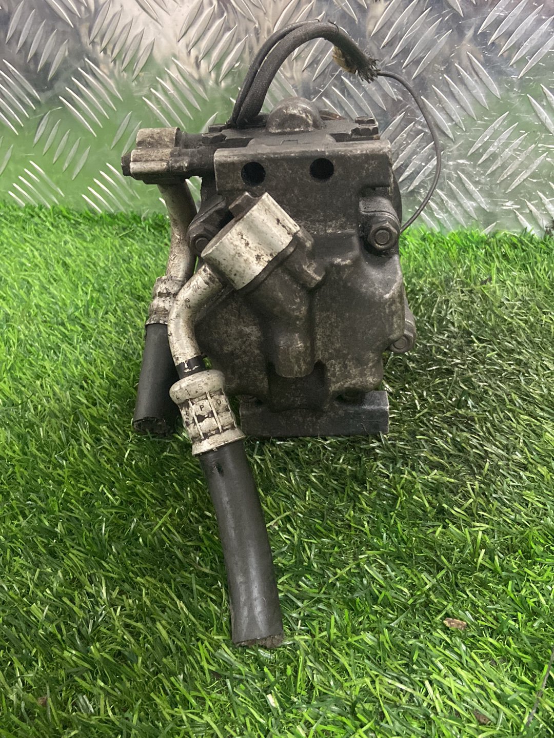 Ford Probe A/C Compressor 2.5 L 164 hp (122 kW), KL-DE