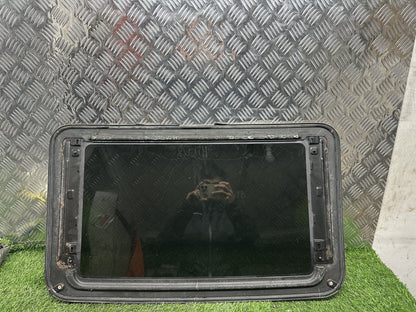 1995-2002 Toyota Hilux Surf- Roof Glass/Sunroof/T PN: M4Q8
