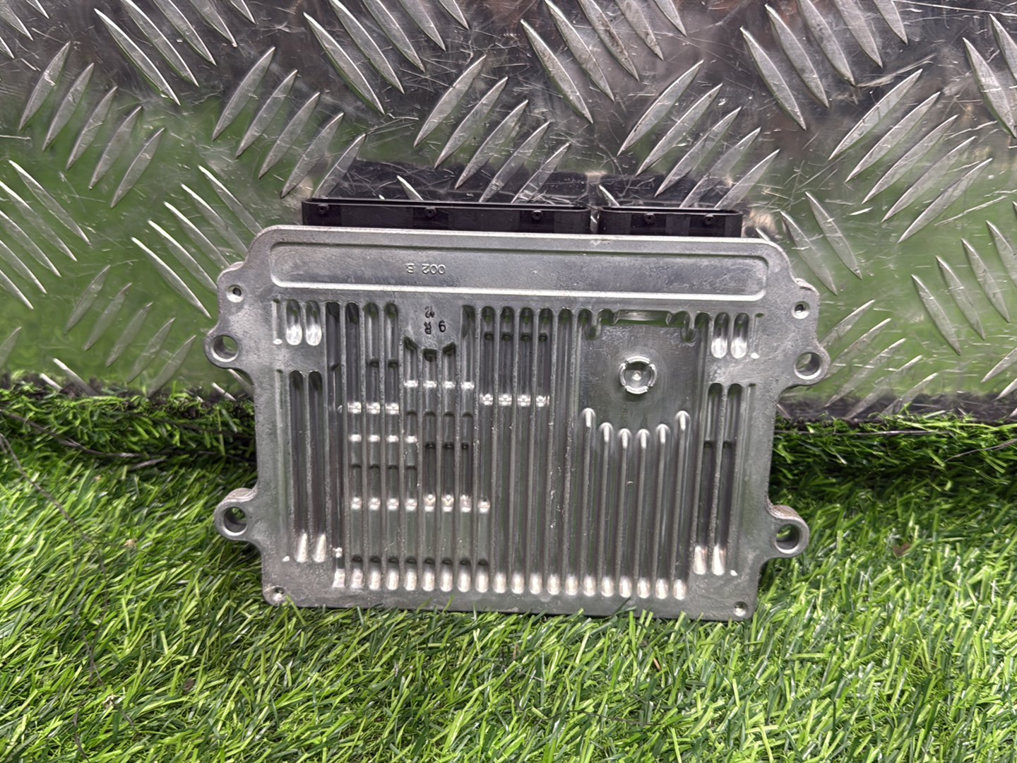 2012 - 2017 Mazda CX-5 ECU SH3R 18 881D