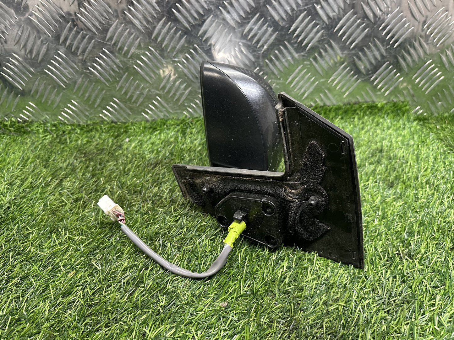 2011-2021 Toyota Aqua NHP10- Left Door Mirror PN: 7 WIRE TYPE