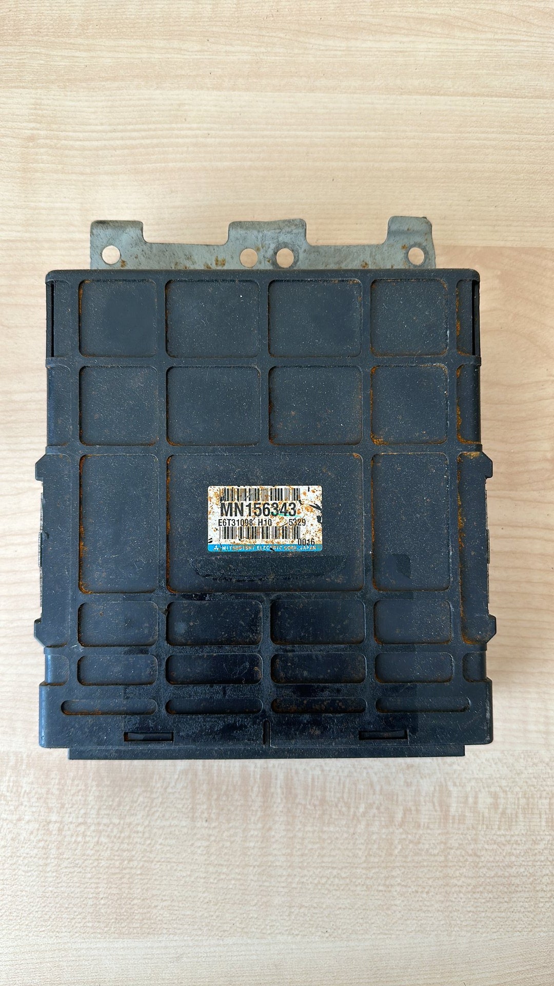 2003-2007 Mitsubishi Lancer ECU MN156343