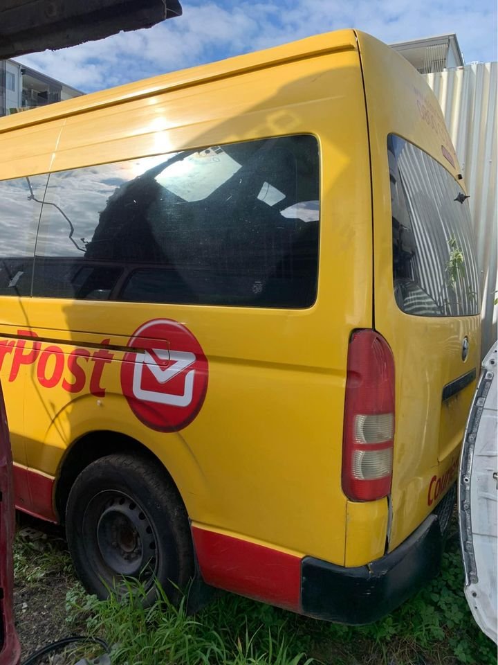 2011 Toyota Hiace 1KD WRECKING FOR PARTS ONLY