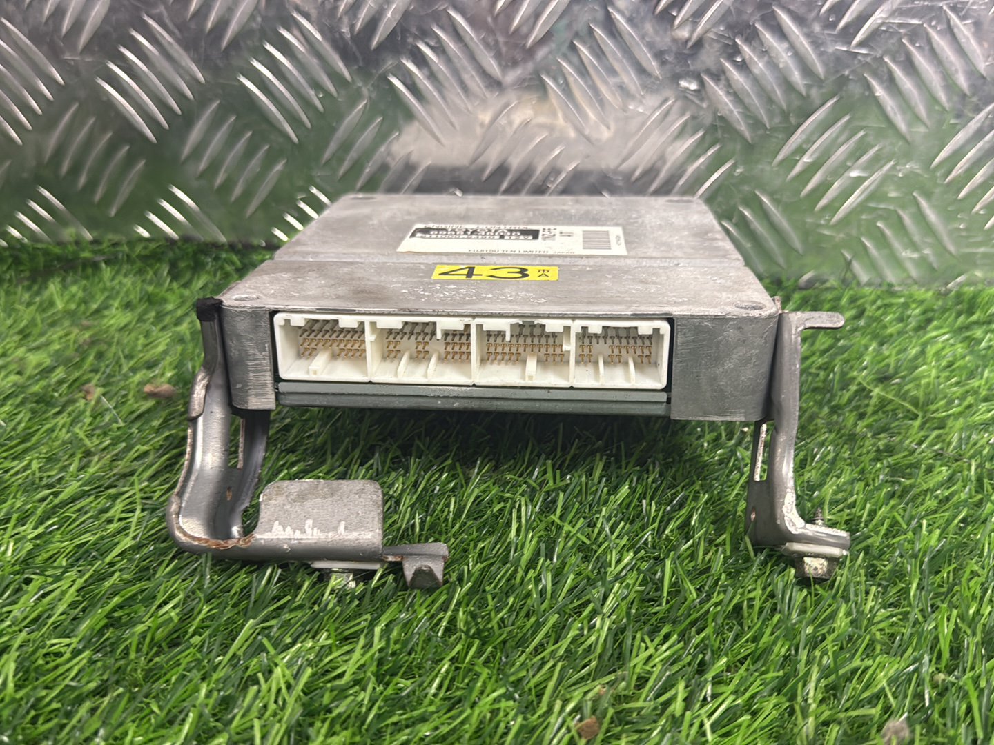 2003 - 2011 Toyota Raum ECU 89661-46030