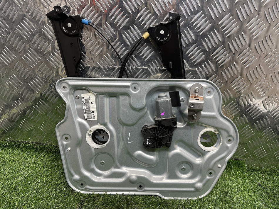 2010-2013 Nissan Qashqai J10- Left Front Window Regulator PN: (2 PIN)-80771JD00A-1860-0139