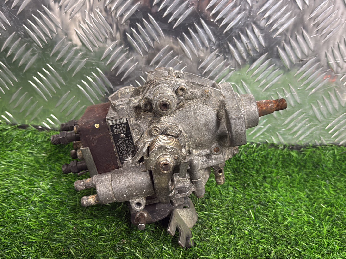 Toyota LiteAce Injector Pump 2C 3C / 22100-6E090