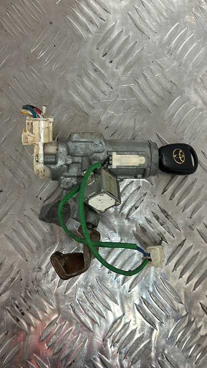 2003-2015 Toyota Sienta NCP8*- Ignition With Key PN: 45020-52-3