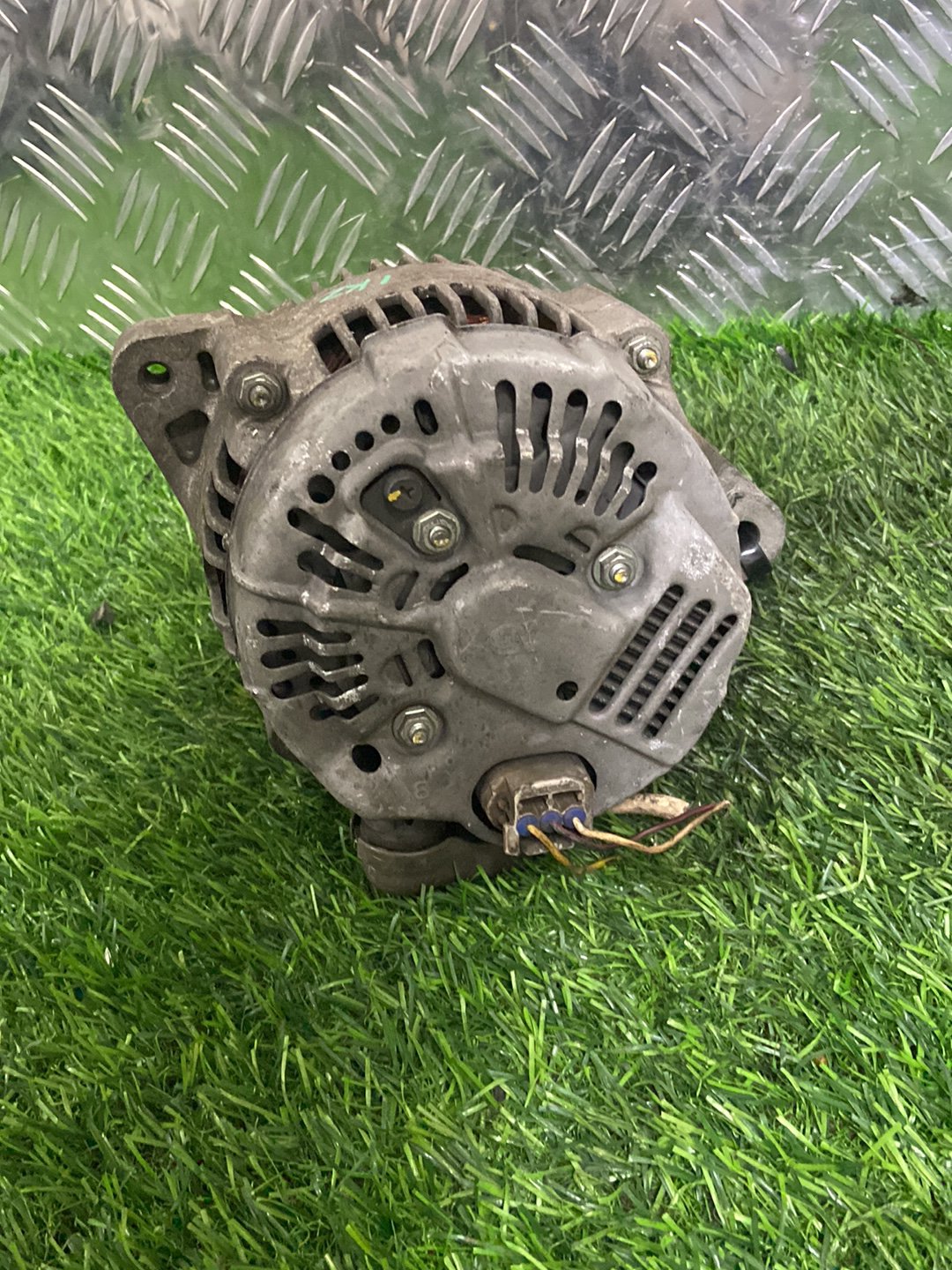 Toyota Hiace Alternator 102211-071