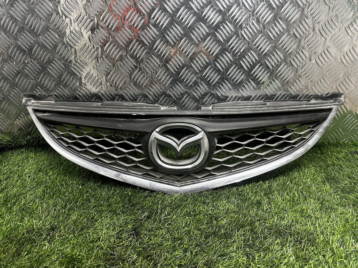 2007-2009 Mazda Axela BK - Grille PN: