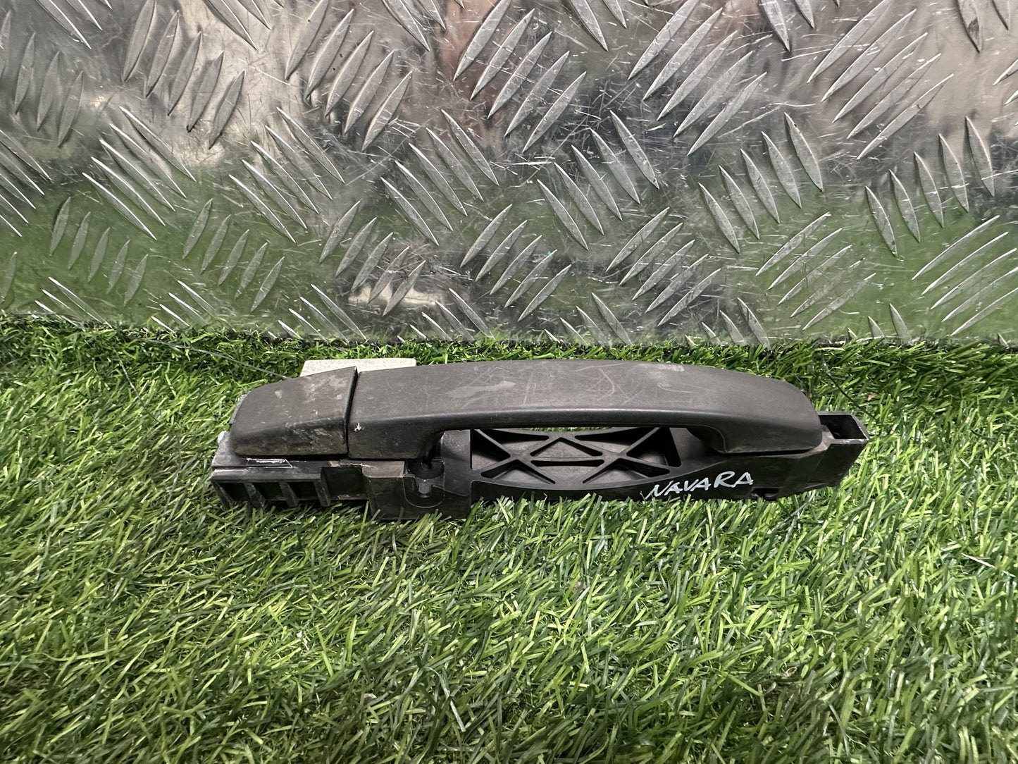 2004-2015 Nissan Navara D40- Right Rear Exterior Door Handle PN: