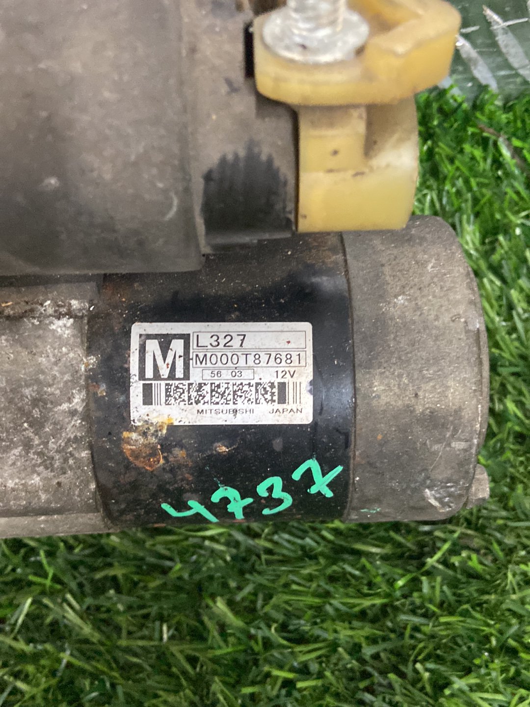 Mazda CX-7 Starter Motor M000T87681