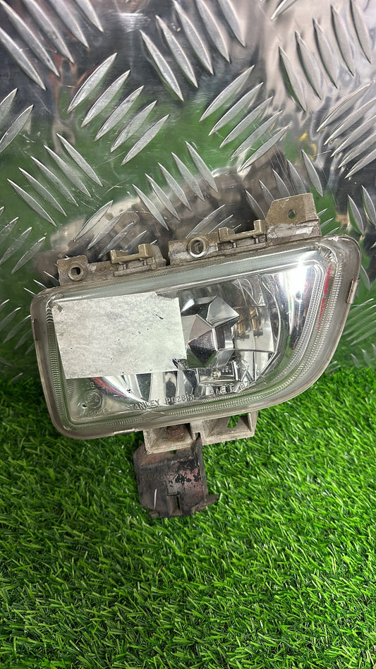 1999 - 2006 Mazda MPV Left Fog Light STANLEY P0285L
