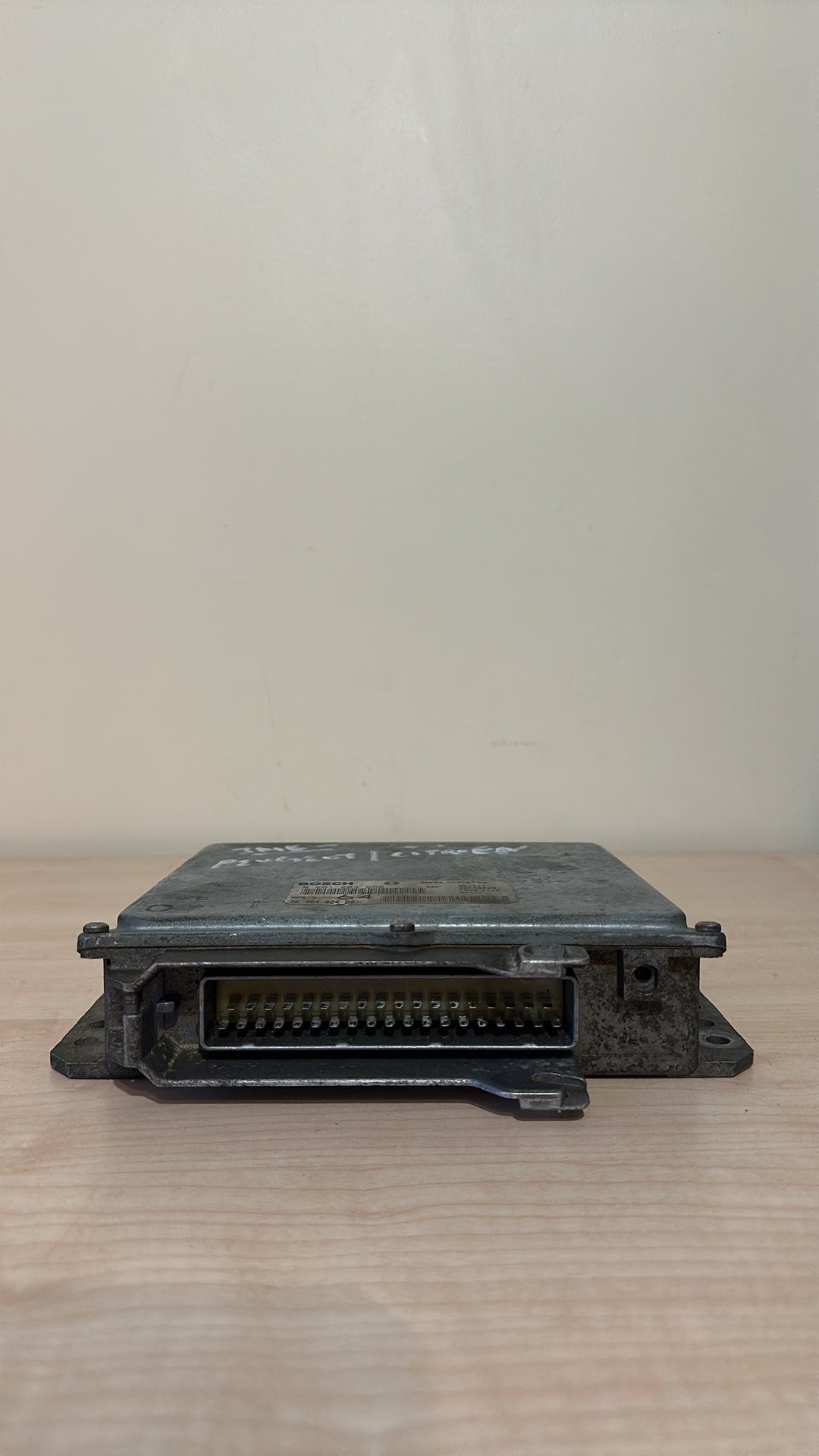 1993-2001 Peugeot 306 7A- ECU PN: 0 261 204 652