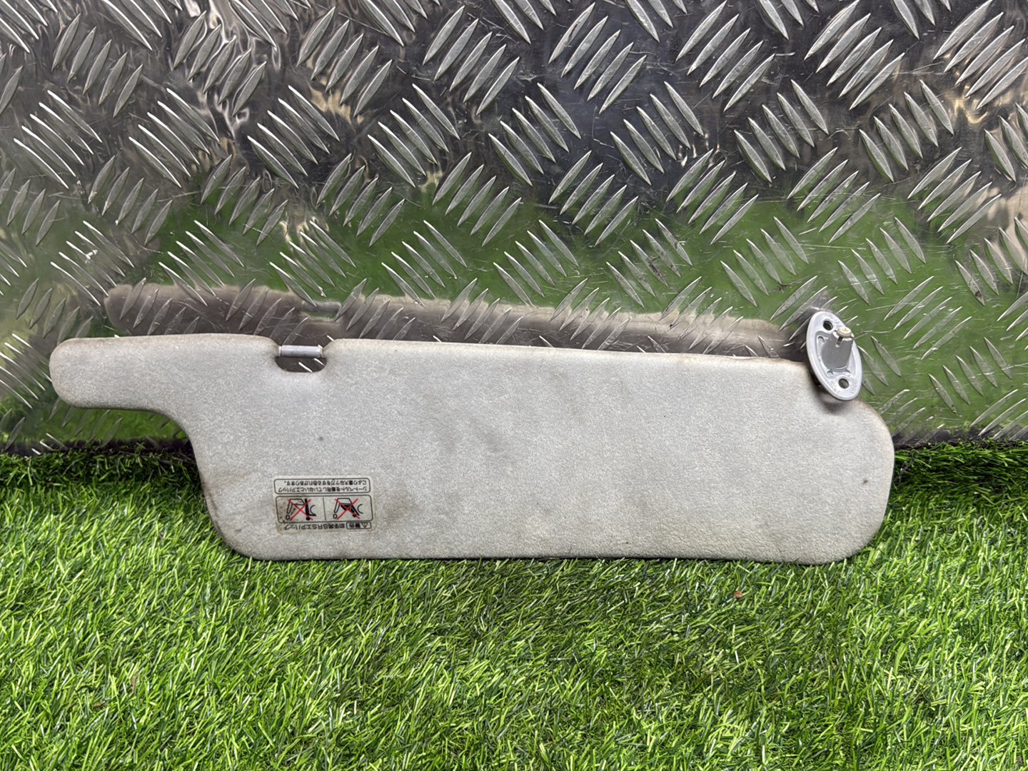 Toyota Land Cruiser Prado Right Sun Visor Mirror Type