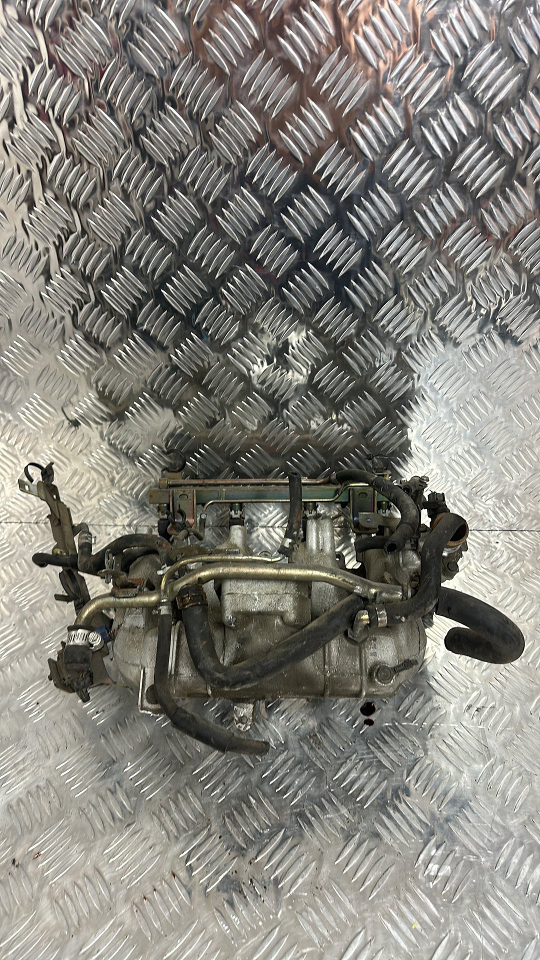 Nissan Caravan- Intake Manifold PN:
