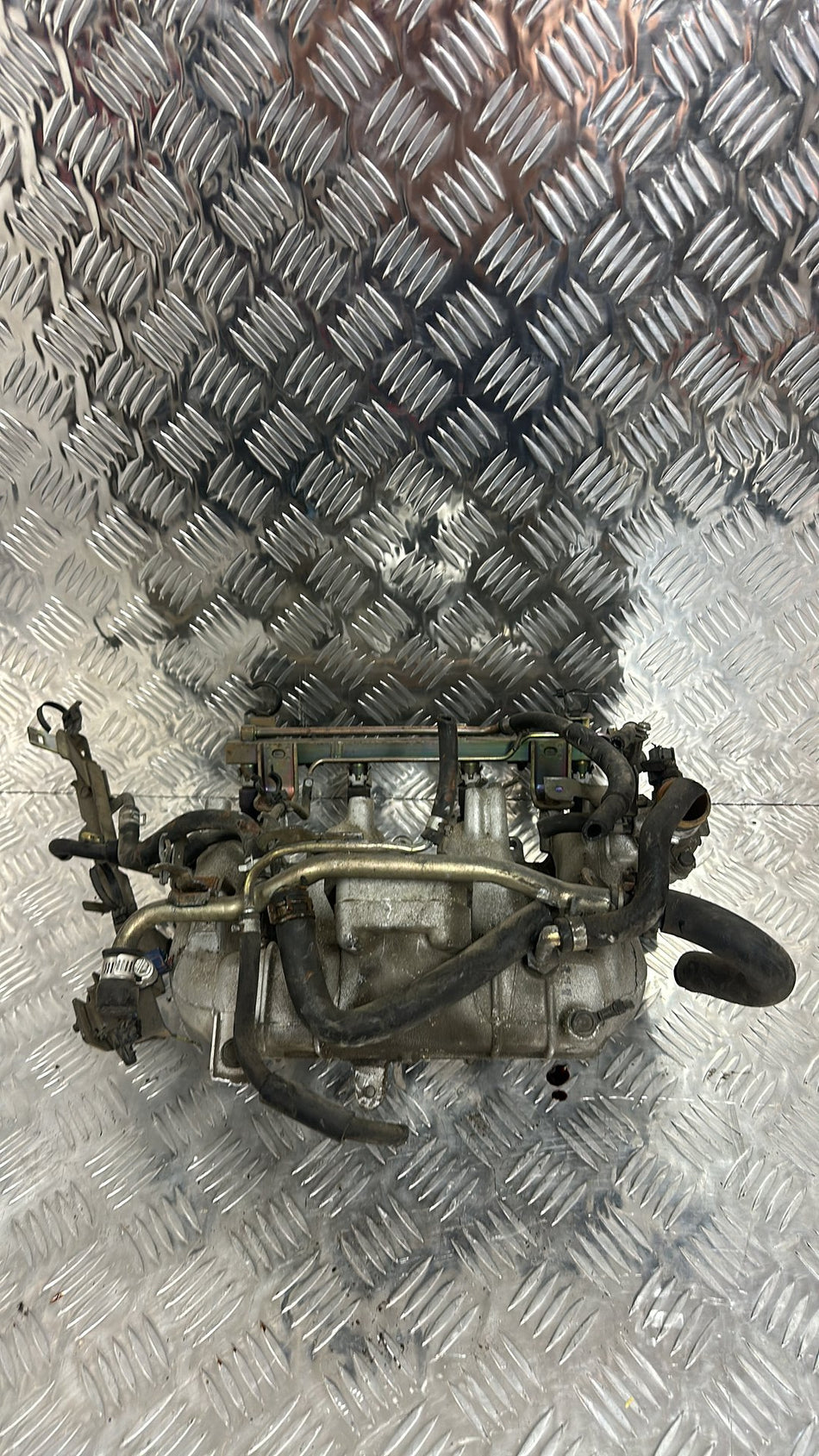 Nissan Caravan- Intake Manifold PN: