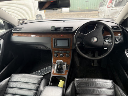 2007 Volkswagen Passat AXZ-006349 WRECKING FOR PARTS ONLY