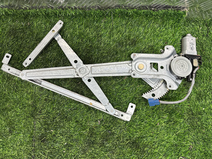 1999-2004 Nissan Vanette SK82 - Left Front Window Regulator/Motor PN: 2 PIN (862100-3951)