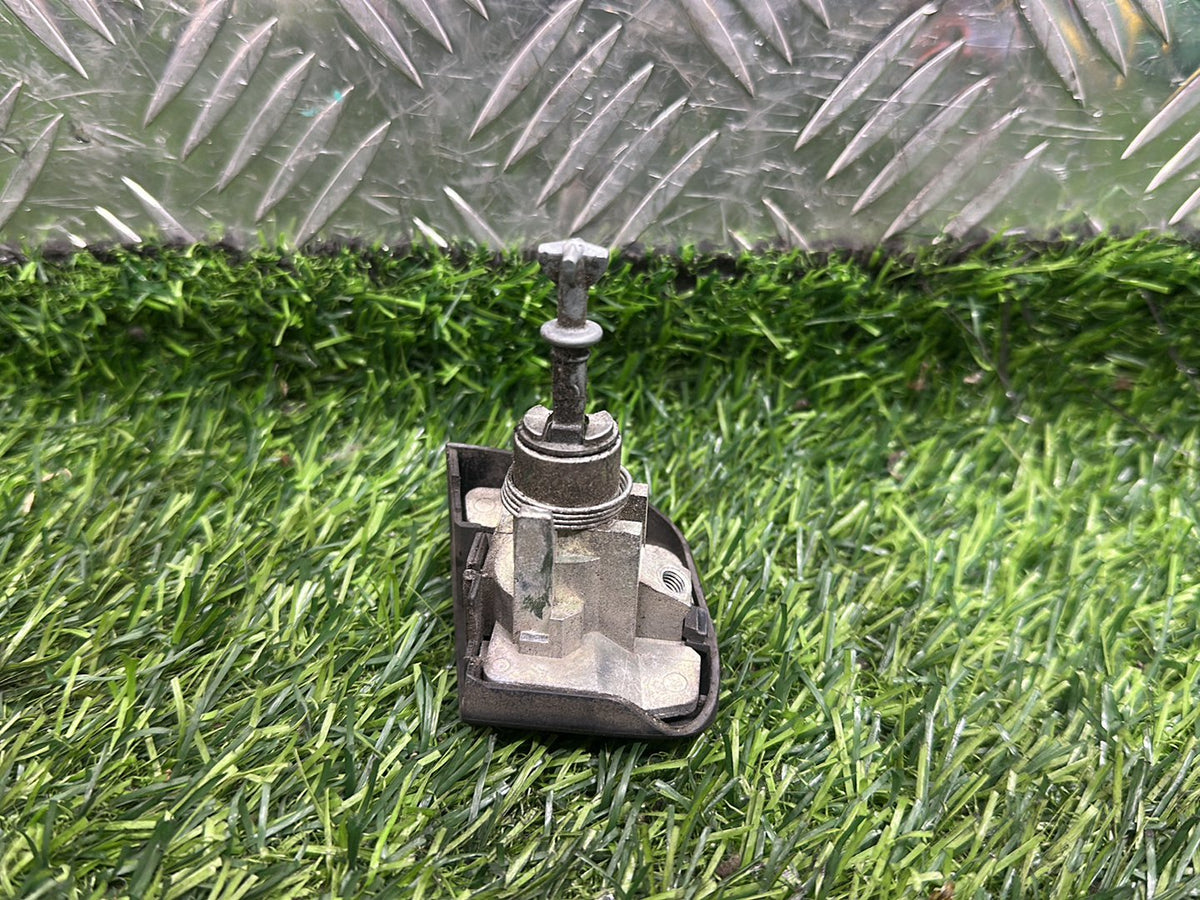 2004-2019 Toyota Hiace H200 - Left Front Door Lock Barrel PN: