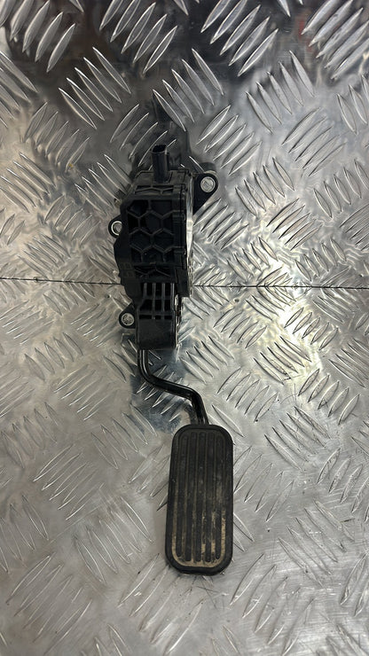 Toyota Corolla- Accelerator Pedal PN: 78110-12090