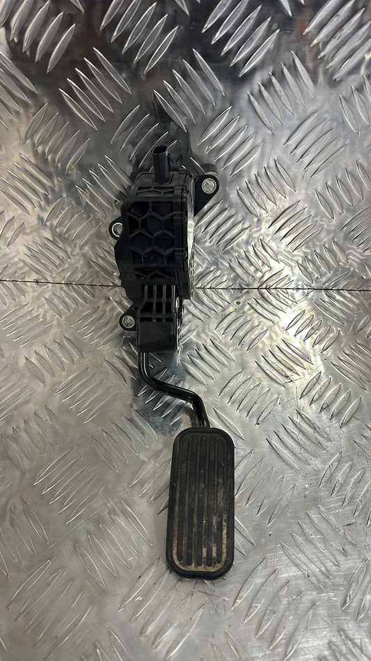 Toyota Corolla- Accelerator Pedal PN: 78110-12090