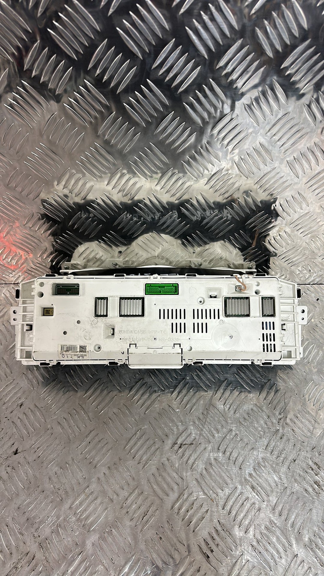 2004-2013 Honda Elysion RR*- Instrument Cluster PN: 78100-J440