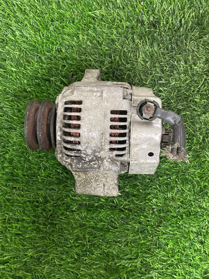 Toyota Hilux Alternator 1KZ / 2706067150 / 27060678120 / 2706067050