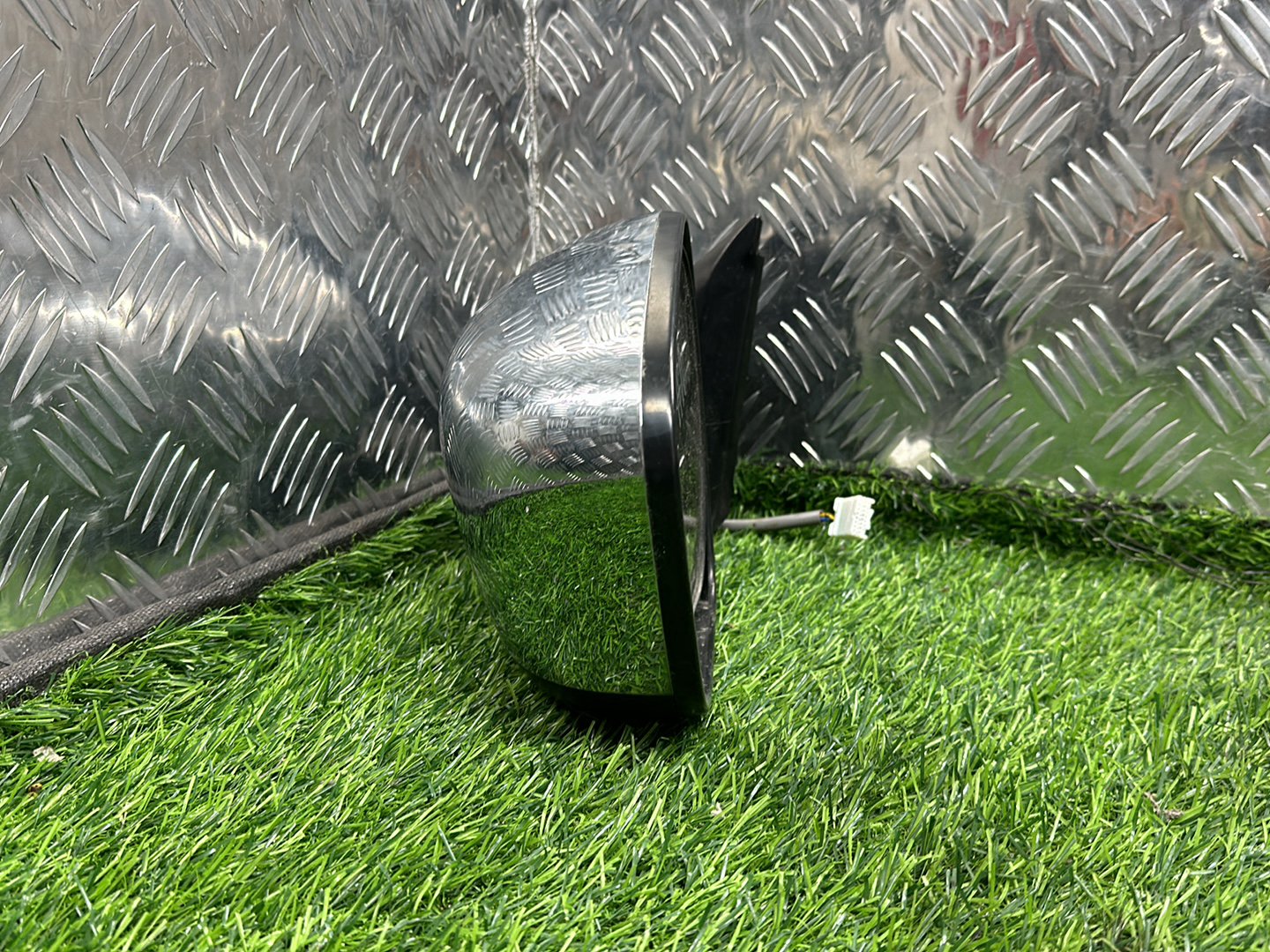 2014 - 2020 Nissan Navara Left Door Mirror 3 WIRE TYPE