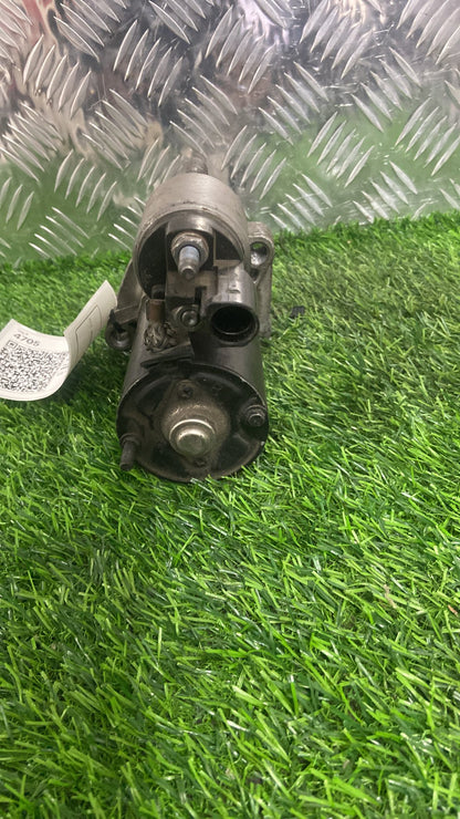 Audi A4 Starter Motor 06B911023A, 100581376