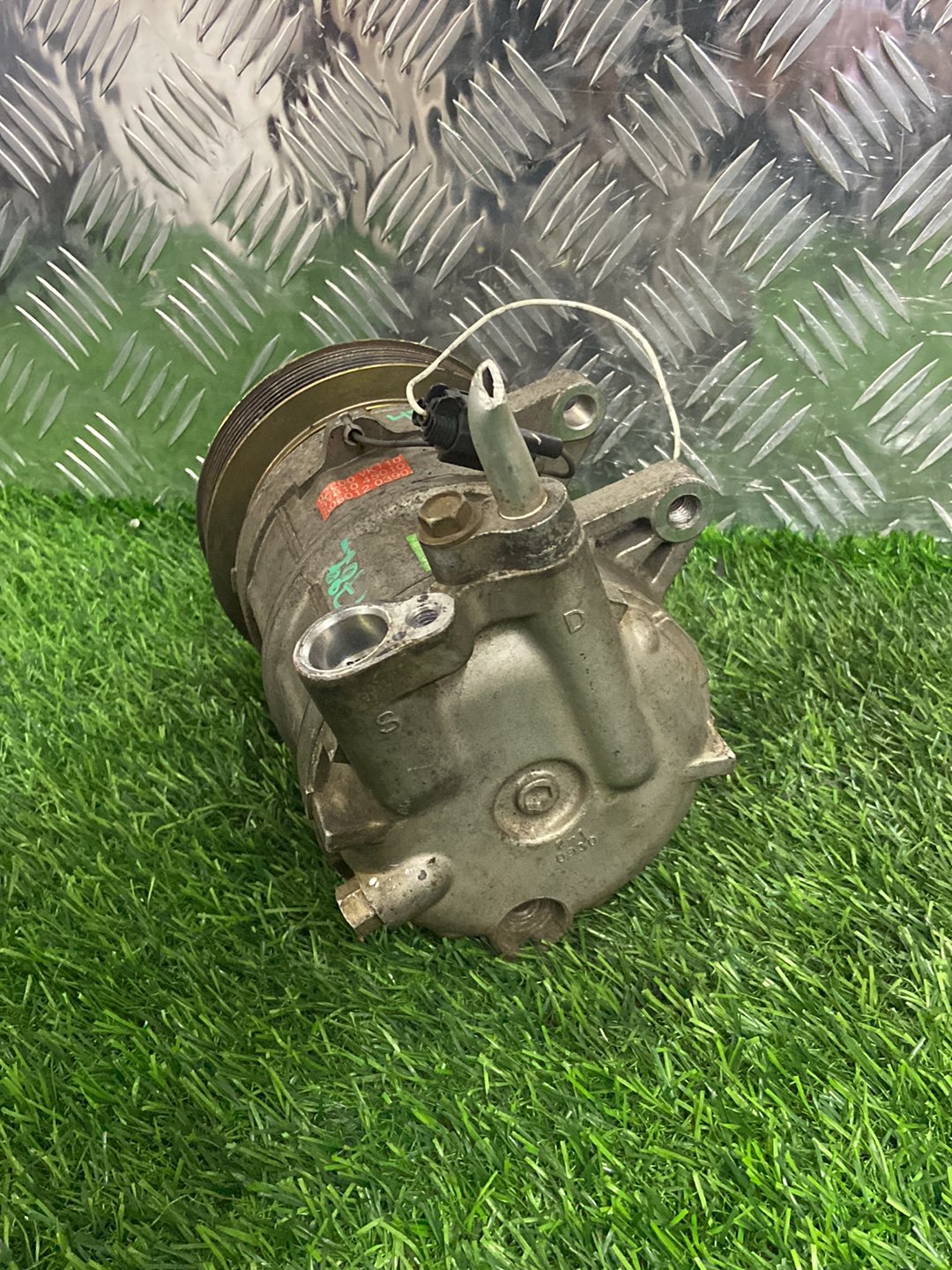 Nissan Patrol A/C Compressor  92600VK110