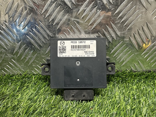 2008-2013 Mazda Axela BL- DC Converter Module PN: PE03 18572