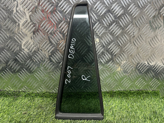 2002-2007 Mazda Demio DY- Right Rear Quarter Door Glass PN: M3Q8