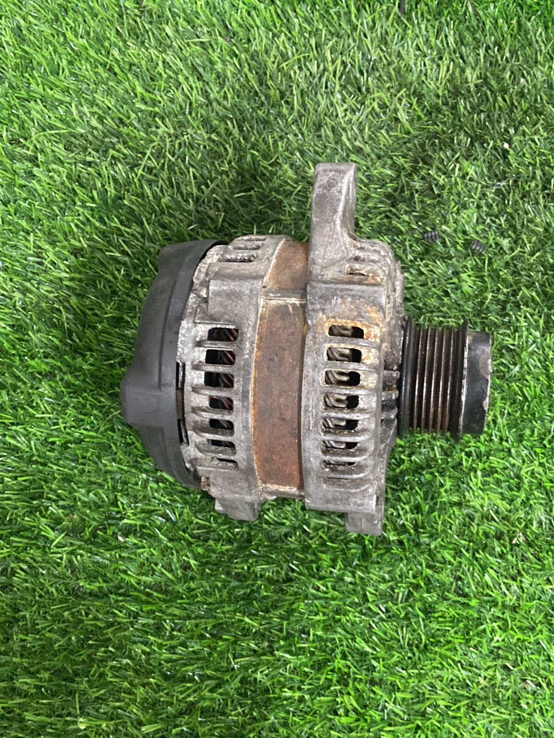 Toyota Corolla Alternator 2706037011