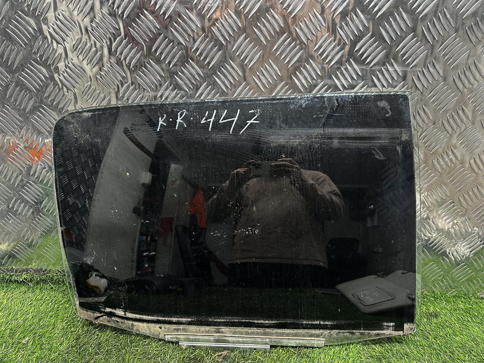 2015 Toyota Hilux AN120 - Right Rear Door Glass PN: M173S