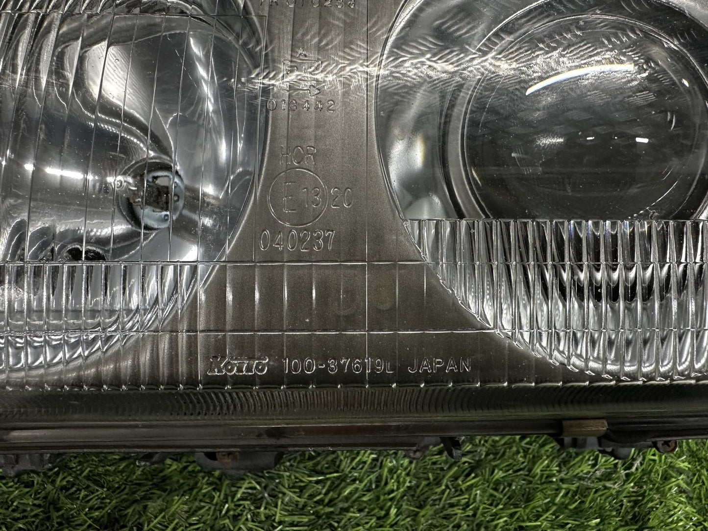 2000-2006 Mitsubishi L300 - Left Headlight PN: KOITO 100-376194