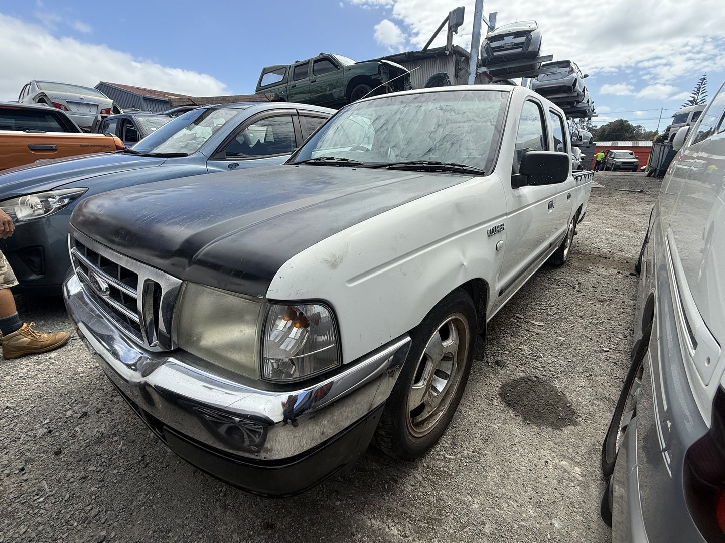 2002 Ford Courier  WRECKING FOR PARTS ONLY