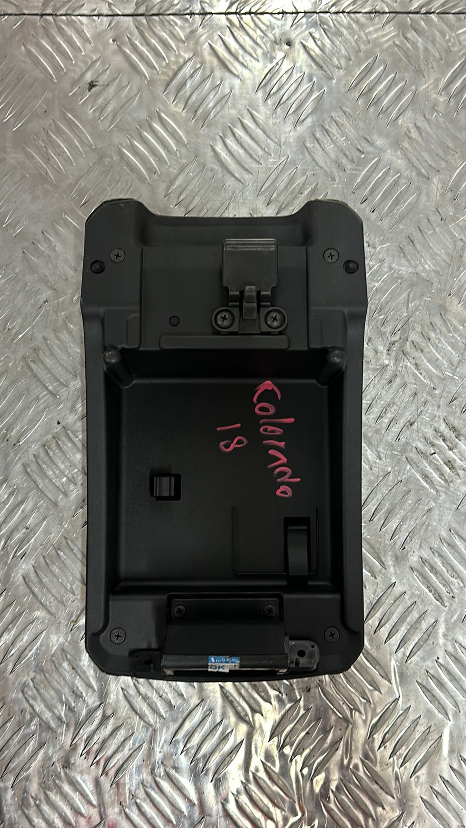2013-2023 Holden Colorado- Console Lid PN: