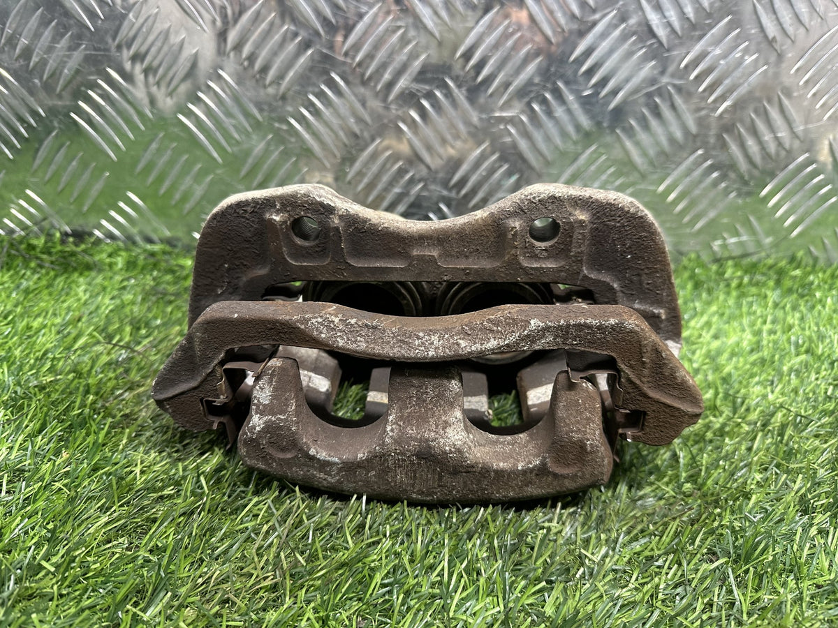 2004-2015 Nissan Navara D22- Right Front Caliper PN: TWO POT (4WD)