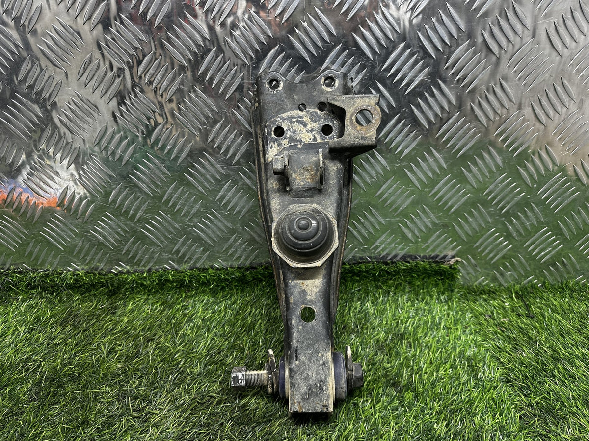 2004-2019 Toyota Hiace H200 - Right Front Lower Control Arm PN: WIDE BODY