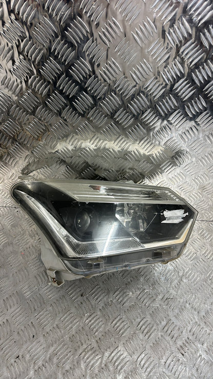 2016-2020 Isuzu D-Max- Right Headlight PN: