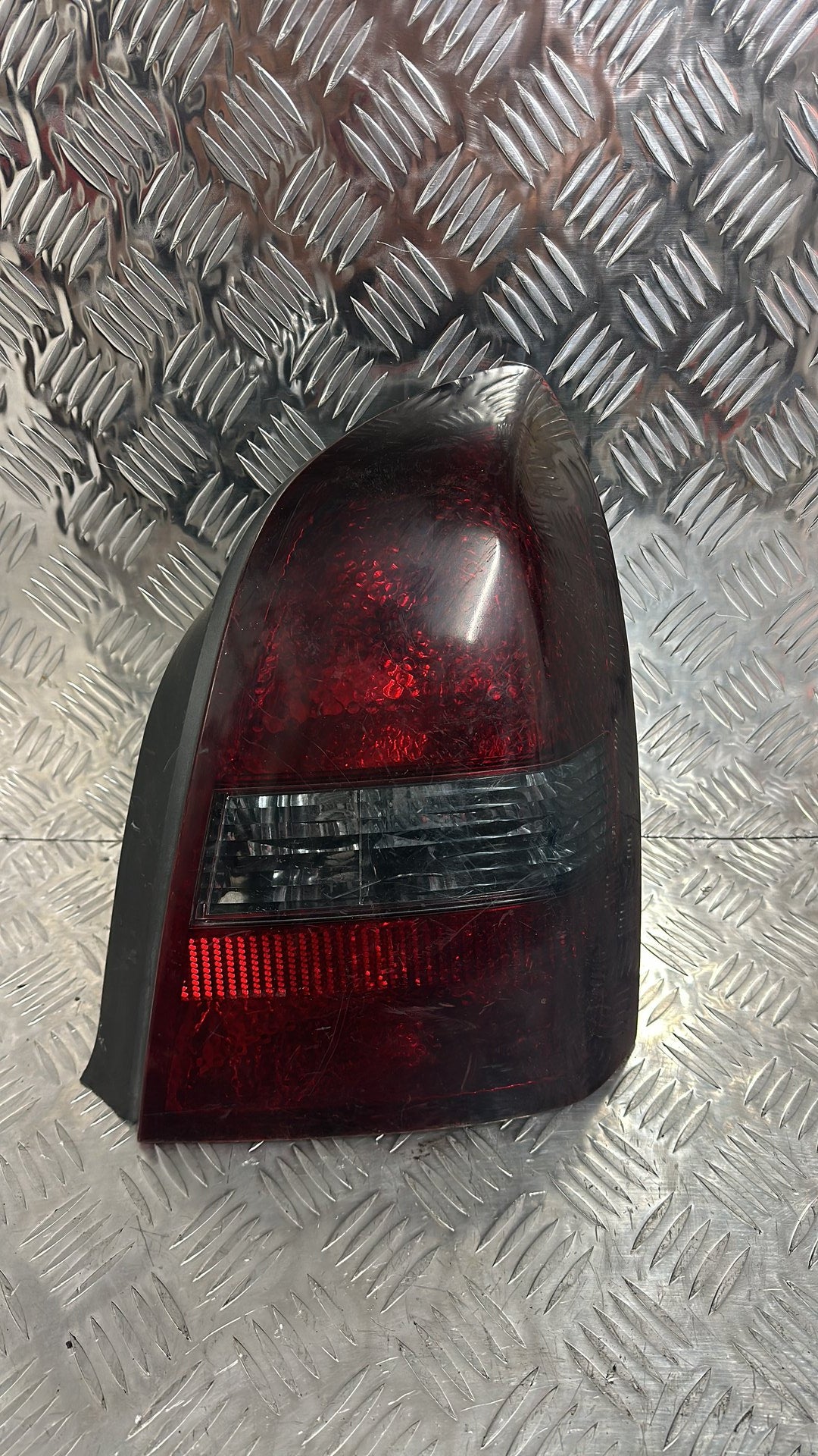 Nissan Primera Right Taillight ICHIKOH 7431