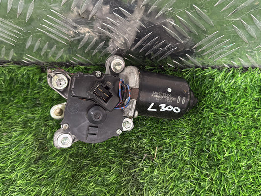 1990-2012 Mitsubishi L300- Front Wiper Motor PN: MB488024