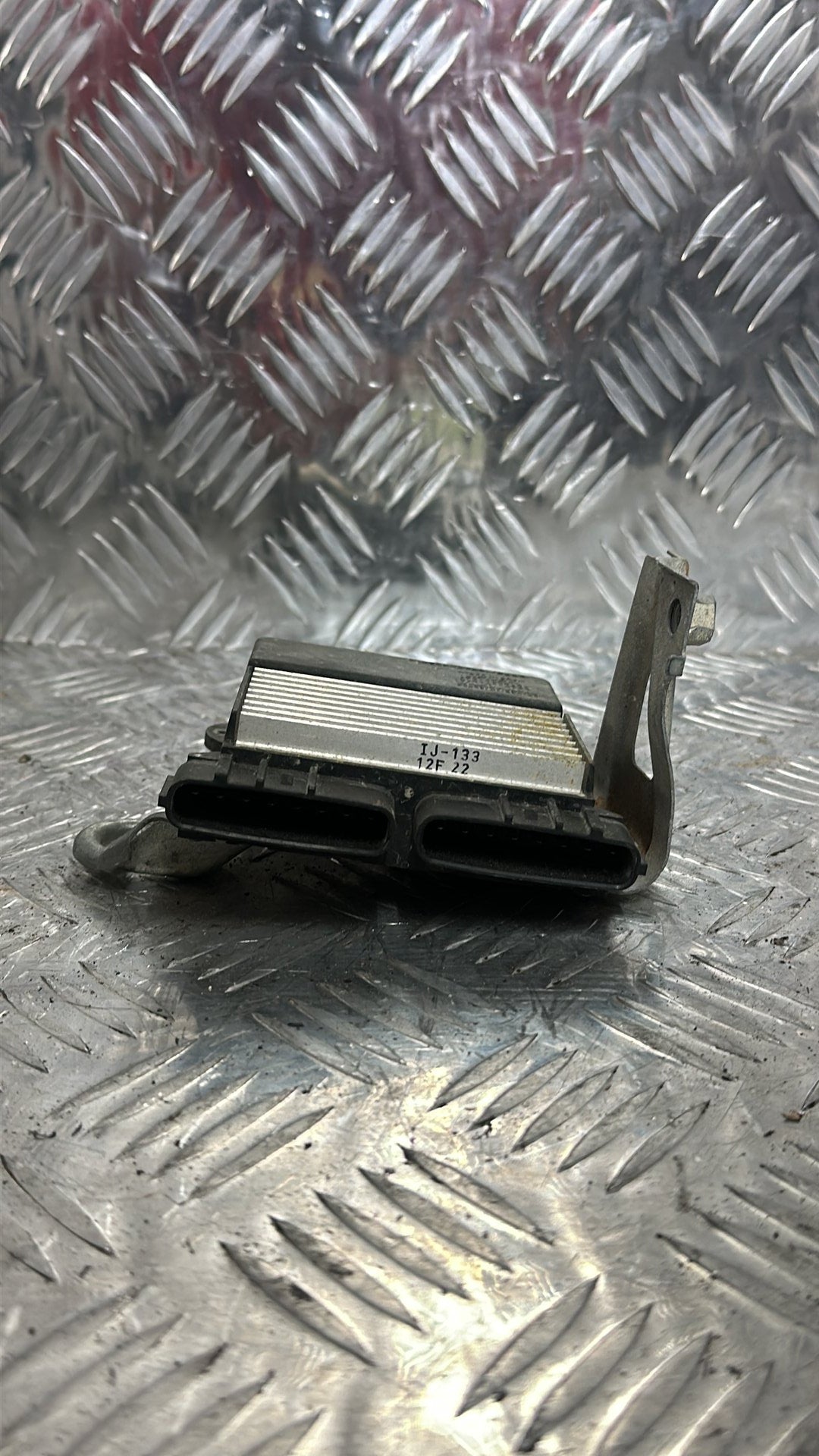 2005-2015 Toyota Hilux Fuel Injector Driver Module 89871-71010