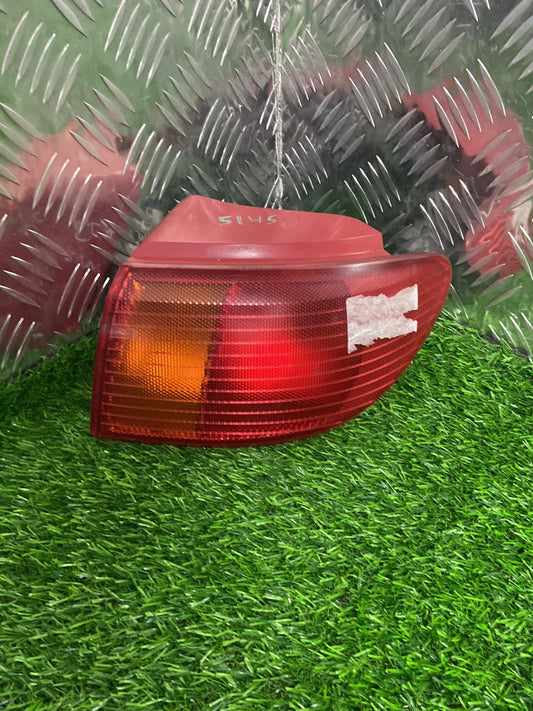 2002 - 2007 Mazda Mazda2 Right Taillight STANLEY P1977R
